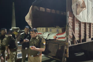 illegal-liquor-cartons-were-seized