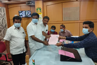 kmdk General Secretary Eeswaran filed the nomination in thiruchencode