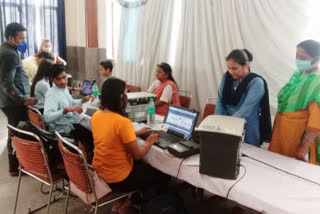 adhar card camp organized in pratap vihar