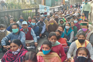 Farmers protest against government regarding demands in himachal assembly shimla