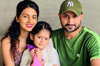 Geeta Basra and Harbhajan Singh announce their second pregnancy