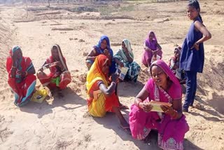 Baiga group women got goats after 4 years in Koriya