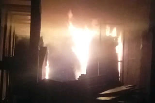 fire in Ply godown and car repairing center in Jamshedpur