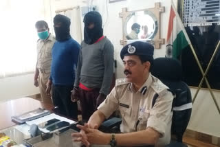 Two criminals arrested in robbery from the operator of Customer Service Center in Jamtara