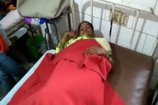 Revolver shot from woman back  quarrel 3 months ago  रिवाल्वर की गोली  महिला की पीठ से निकली रिवाल्वर की गोली  Revolver bullet  Revolver shot fired from woman back