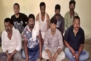 eight arrests for  illigal gambling in haveri
