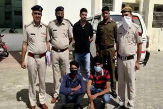 two-boys-attempt-robbery-for-purchase-new-mobile-and-now-arrested-in-sonipat