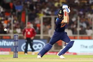virat-kohli-among-top-5-batsmen-in-icc-t20i-rankings