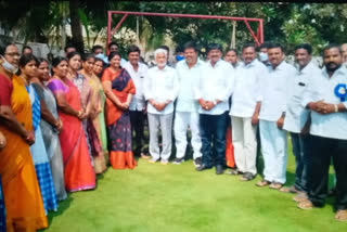 tough-competition-for-chairman-vice-chairman-position-in-narseepatnam-municipality