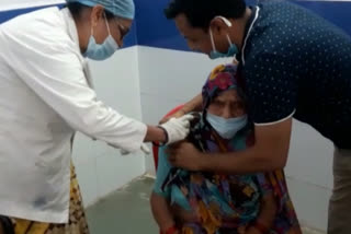 100-year-old woman receives Covid-19 vaccine in MP