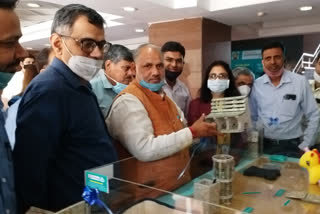 north delhi municipal corporation  north mcd and bisleri tie up  bisleri on single use plastic  plastic recycle in delhi  उत्तरी दिल्ली नगर निगम  ग्लोबल रिसाइकल डे दिल्ली  बिसलेरी कंपनी प्लास्टिक रिसाइकल योजना