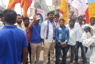 sworos protest at parkal in warangal district