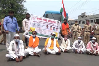 Bhumiputra Farmers' Association staged a Rastaroko agitation to reconnect the broken power of the agricultural pump