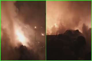 Fire broke out in slums located in Rangpuri area of Delhi