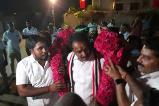 karur admk candidate vijayabaskar campaign