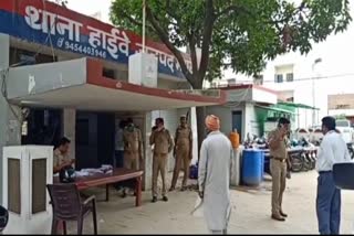 जांच में जुटी पुलिस.