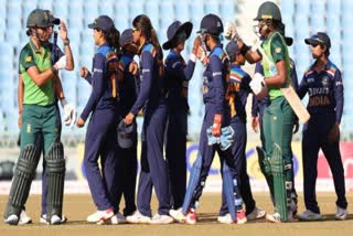 South Africa Women beat india by 8 wkts