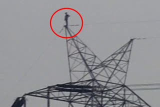 Girlfriend refuses proposal; youth climbs electric tower