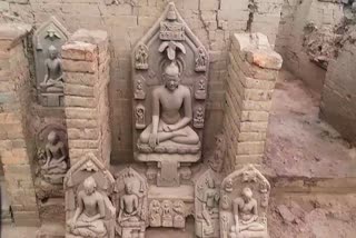 2 antique idol stolen in hazaribag