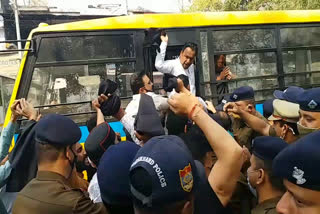 police arrested youth congress workers
