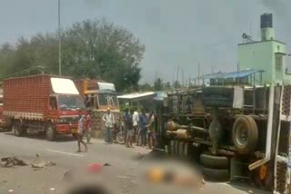 canter-lorry-accident-near-thimmarajanahalli-village-of-tumkur