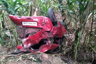 idukki car accident  bison valley car accident  car accident in idukki  ഇടുക്കി വാഹനാപകടം  ഇടുക്കി കാർ അപകടം  ഇടുക്കിയിൽ കാർ അപകടം വാർത്ത