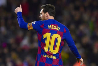 Lionel Messi surpasses Xavi to become Barca's record appearance holder