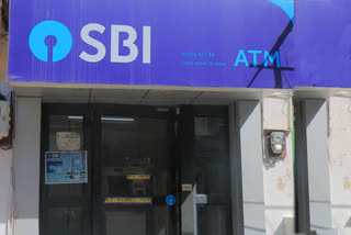 SBI ATM looted in Shopian