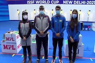 ISSF WORLD CUP SAURABH CHAUDHARY MANU BHAKER WIN GOLD MEDAL IN 10M AIR PISTOL MIXED TEAM GOLD