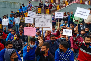 PROTEST AGAINST NEW MOTOR VEHICLE ACT IN DHARAMSHALA