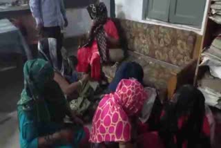 police-raids-in-mens-parlor-in-jamshedpur