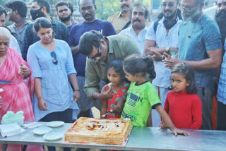 parthiban celebration for oththa seruppu national award