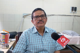 IPS Amitabh Thakur forced to retire as unfit to serve