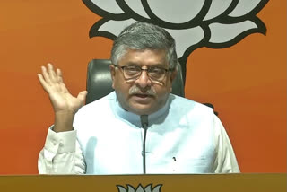 Ravishankar Prasad Attacks on Maharashtra Government over Antilia and Vaze matter