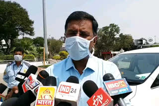 Challan will be deducted if the mask moves