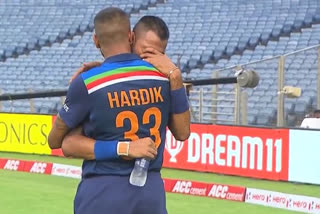 hardik-pandya-get-emotional-after-brother-krunal-pandya-gets-his-first-fifty-on-debut-against-england