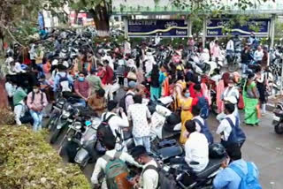 crowd at nashik mnc health department exam centre during covid crisis