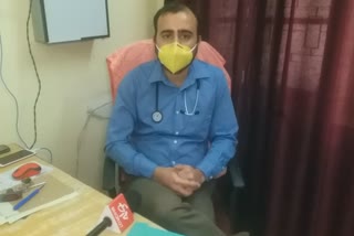 Senior Resident Doctor Vicky Bukshi of medical college of srinagar