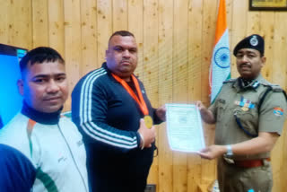 Akash Kumar of Uttarakhand Police won bronze medal in All India Power Lifting