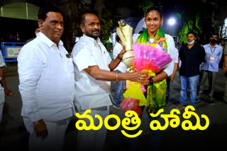 tennis player srivalli rashmika met minister srinivas goud