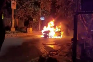 moving car fire Gurugram