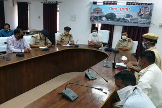 District Collector Suresh Kumar Ola, Meeting in dungarpur