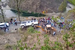 nainital bus accident