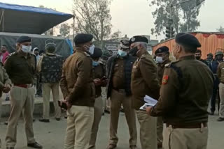 farmers protest in delhi  farmers protest against farm bill  ghazipur border delhi  singhu border delhi  कृषि कानूनों के विरोध में किसान आंदोलन  दिल्ली किसान आंदोलन  गाजीपुर बॉर्डर किसान आंदोलन