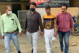 West Delhi Special Staff arrested snatcher