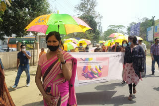 ভোটাৰক আকৰ্ষণ কৰিবলৈ তৃতীয় লিংগৰ অভিনৱ পদক্ষেপ