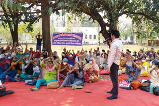 UPNL employees strike