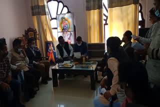 Kashpat panchayat delegation met DC Shimla Aditya Negi in rampur