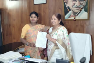 Mayor Asha Lakra of Ranchi Municipal Corporation received PhD degree