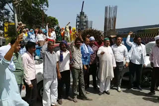 Farmers blocked road during bharat bandh